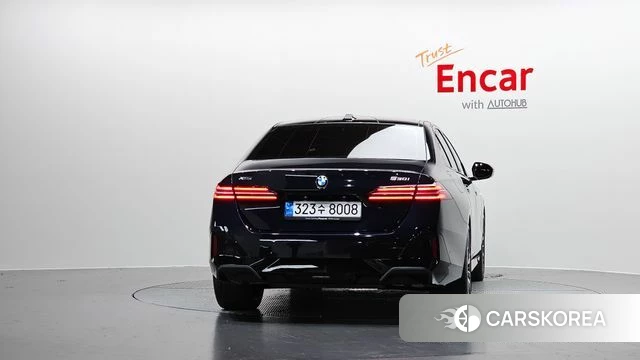 BMW 5 Series (G60) id 4617837 из Кореи 23