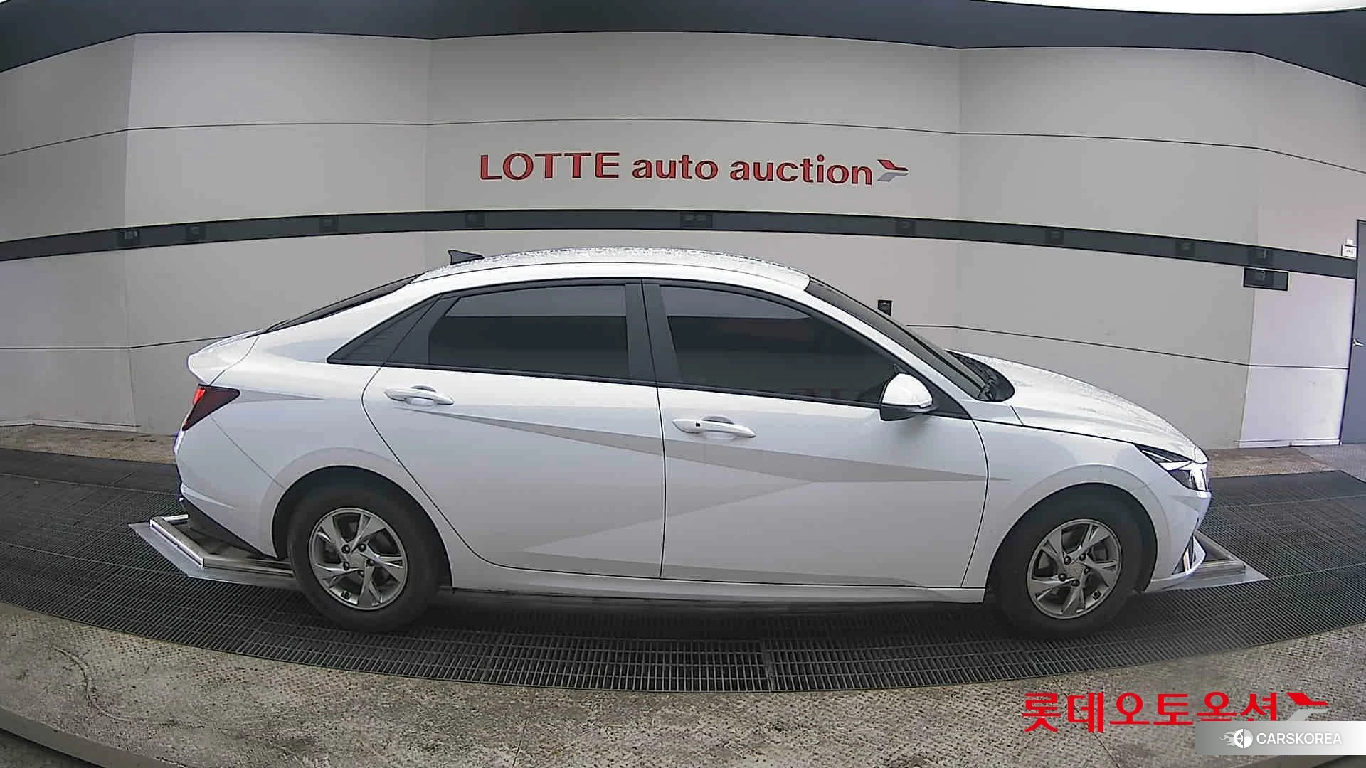 Hyundai Avante id 3869367 из Кореи 23