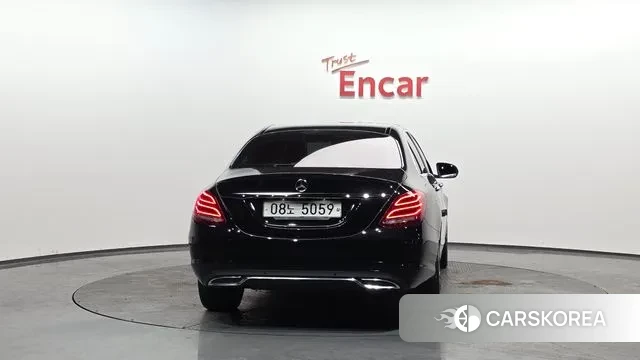 Mercedes-Benz C-Class W205 id 3723828 из Кореи 13