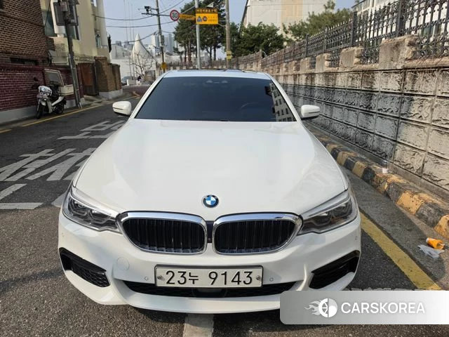 BMW 5 Series (G30) id 3899436 из Кореи 8