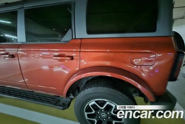 Ford Bronco 6th Generation 2022 Красный из Кореи, фото 3