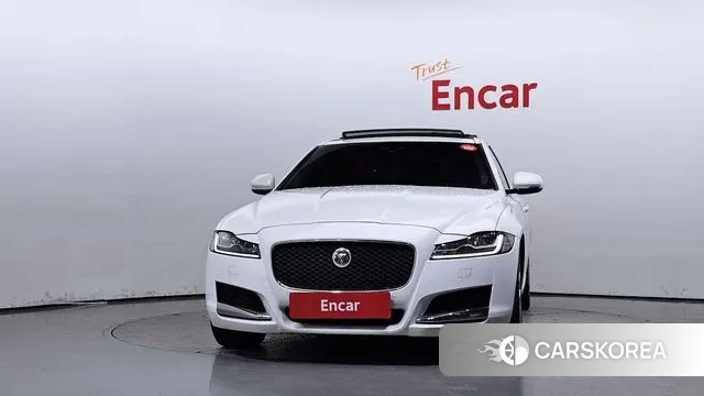 Jaguar XF (X260) id 3008968 из Кореи 13