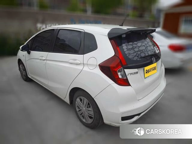 Honda Fit 2019 Белый из Китая, фото 3