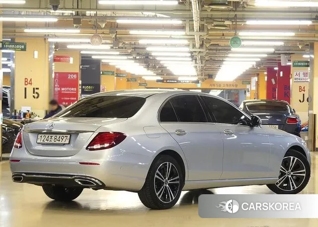 Mercedes-Benz E-Class W213 id 3708609 из Кореи 13
