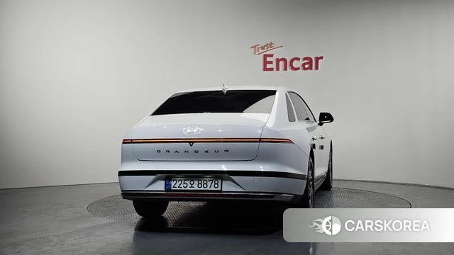 Hyundai Grandeur (GN7) id 3922387 из Кореи 13