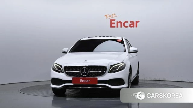 Mercedes-Benz E-Class W213 id 4698601 из Кореи 23