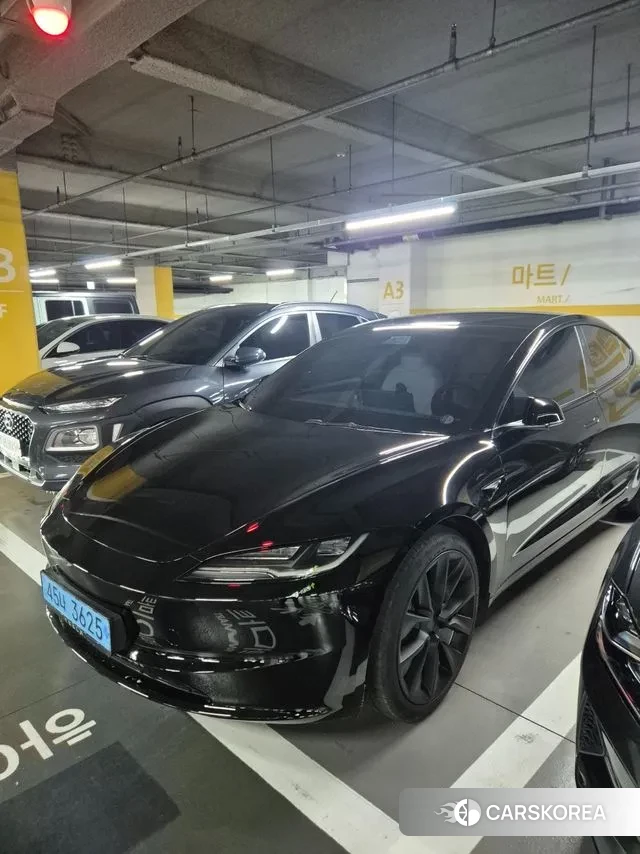 Tesla Model 3 2024 Черный из Кореи, фото 3