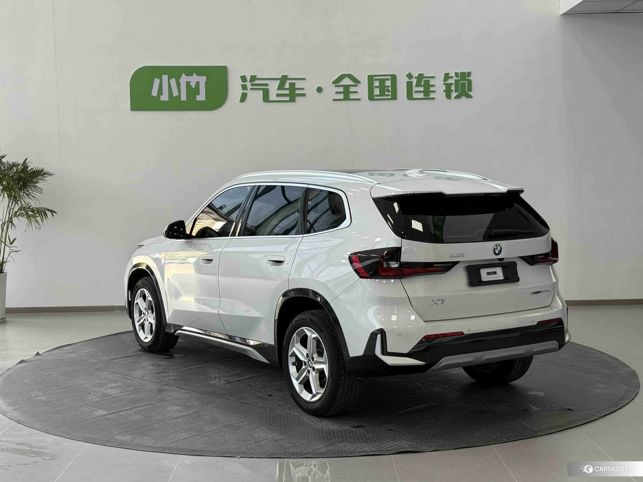BMW X1 id 4453840 из Китая 18