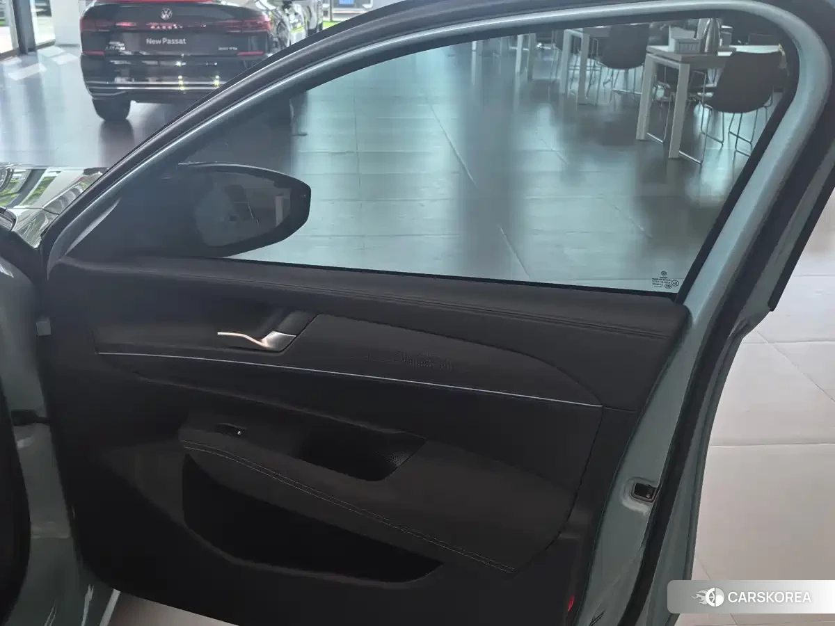 Volkswagen Passat id 4546246 из Китая 10