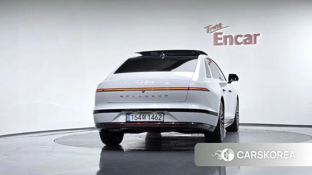 Hyundai Grandeur Hybrid (GN7) id 4381407 из Кореи 23
