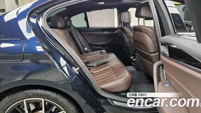 BMW 5 Series (G30) id 2705062 из Кореи 13