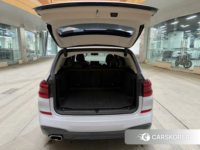 BMW X3 2021 Серебристо-серый из Китая, фото 6