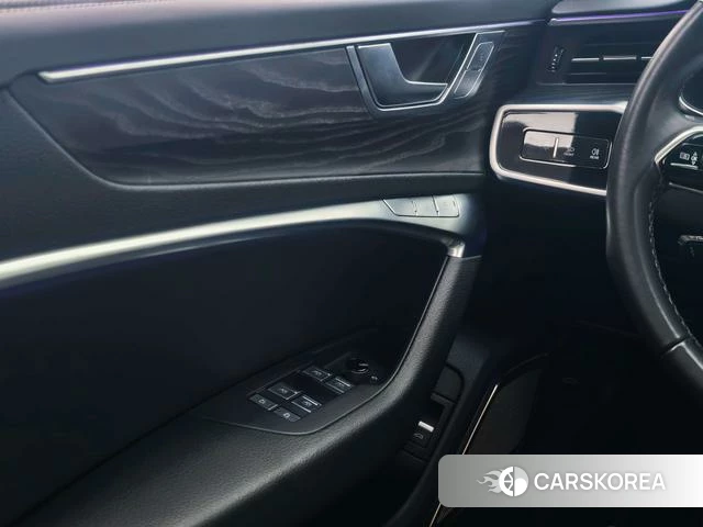 Audi A6L id 4298522 из Китая 21