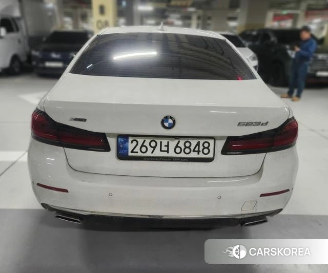 BMW 5 Series (G30) 2021 Белый из Кореи, фото 3