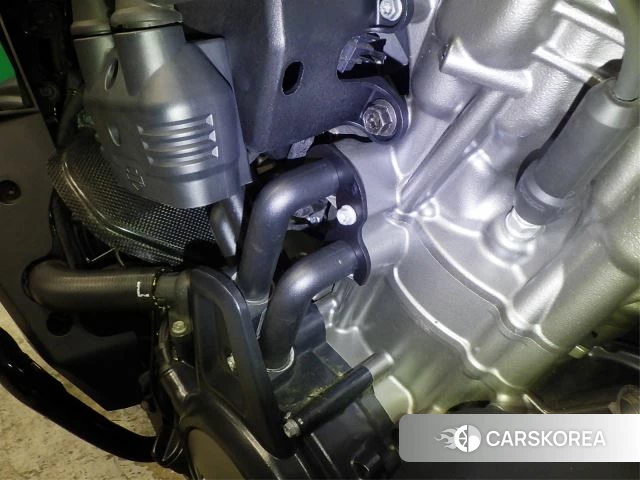 Engine photo