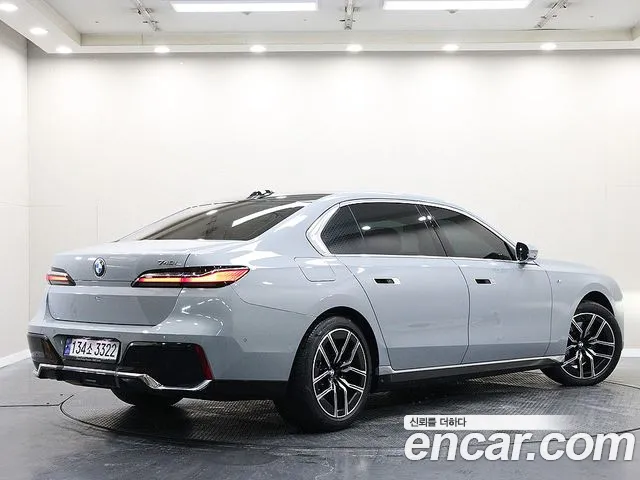 BMW 7 Series (G70) id 2691288 из Кореи 3