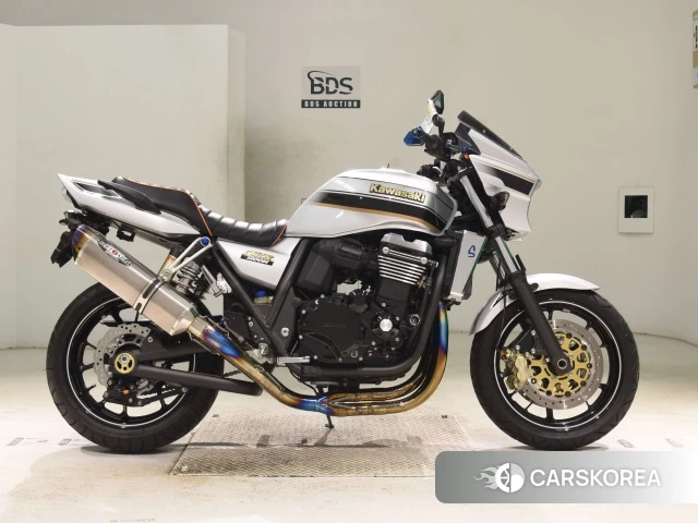Проданный Kawasaki ZRX 1200 2017 из Японии
