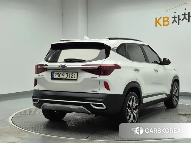 Kia Seltos id 4464413 из Кореи 12