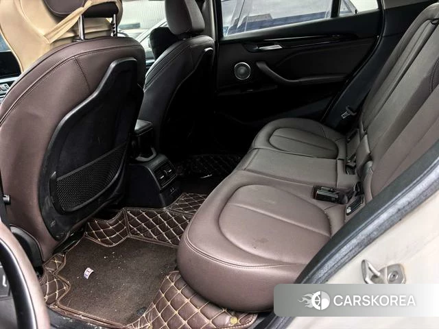 BMW X1 2021 Белый из Китая, фото 3