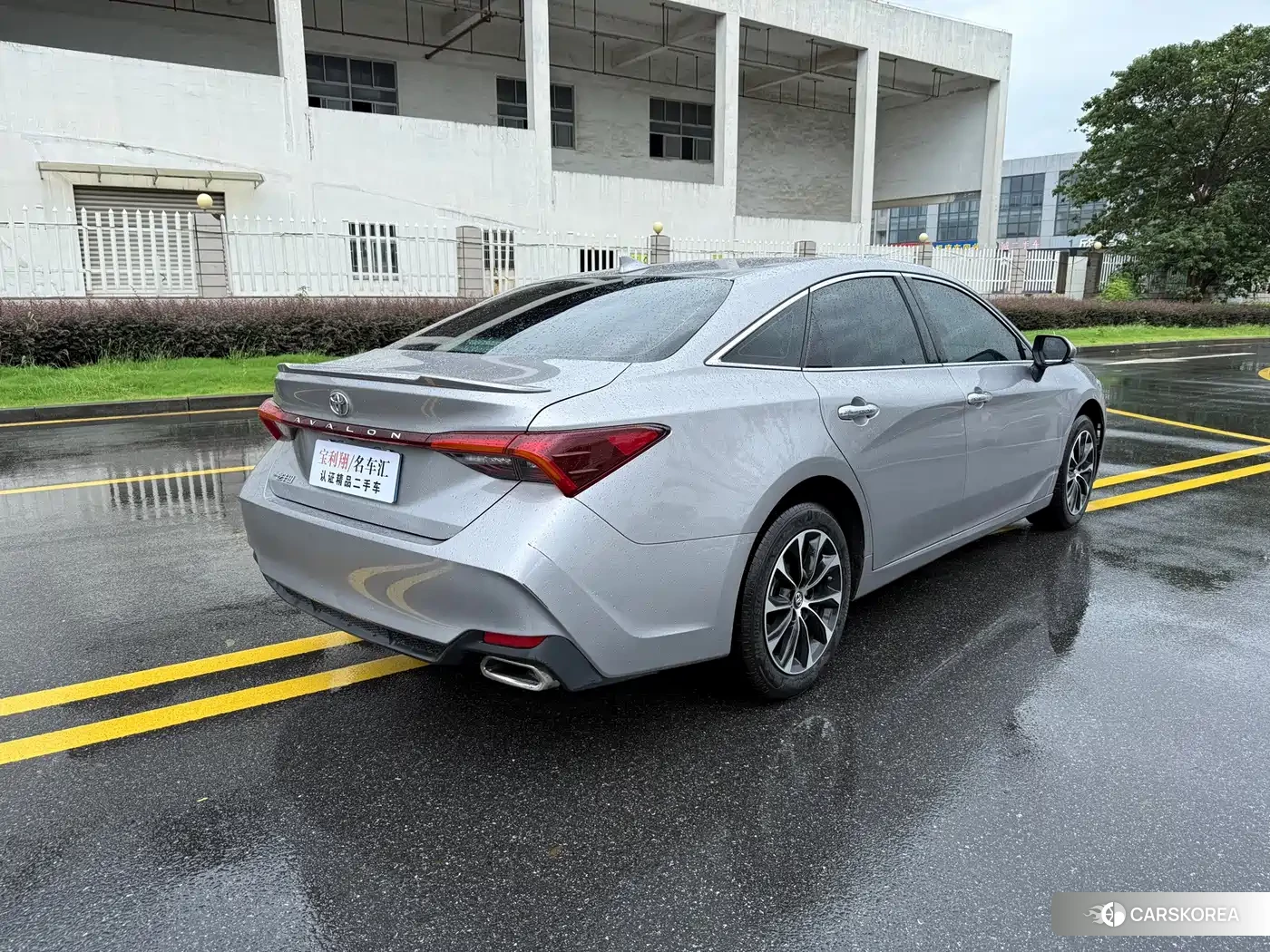 Toyota Avalon 2024 Silver/gray из Китая, фото 4