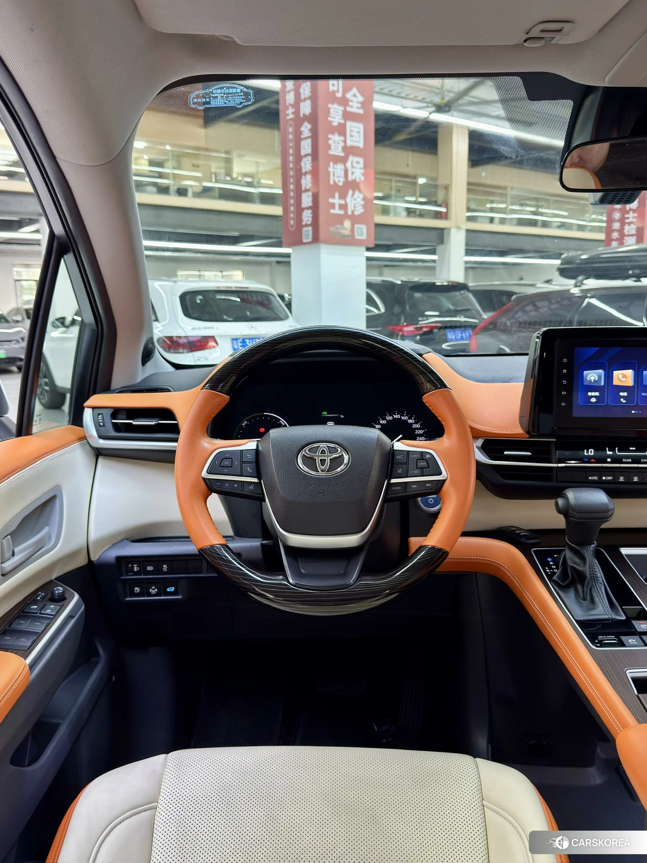 Toyota Sienna id 4510916 из Китая 7