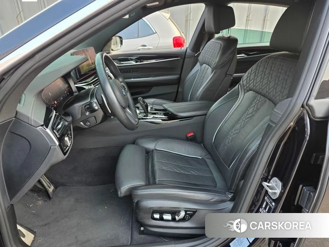 BMW 6 Series GT (G32) 2023 Черный из Кореи, фото 6