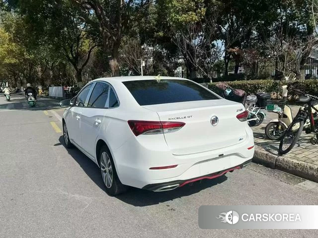 Buick Yinglang 2023 Белый из Китая, фото 3