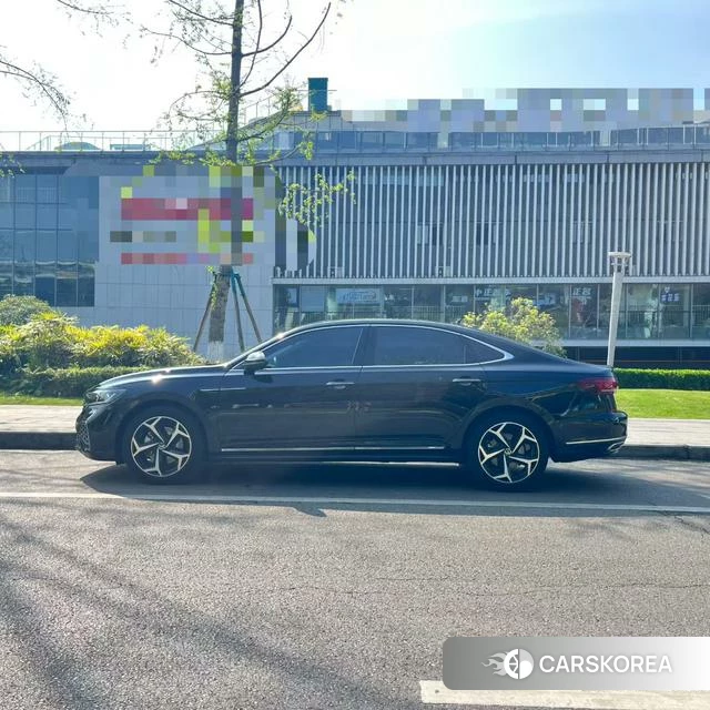 Volkswagen Passat 2025 Черный из Китая, фото 5