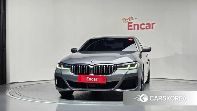 BMW 5 Series (G30) id 4670383 из Кореи 23