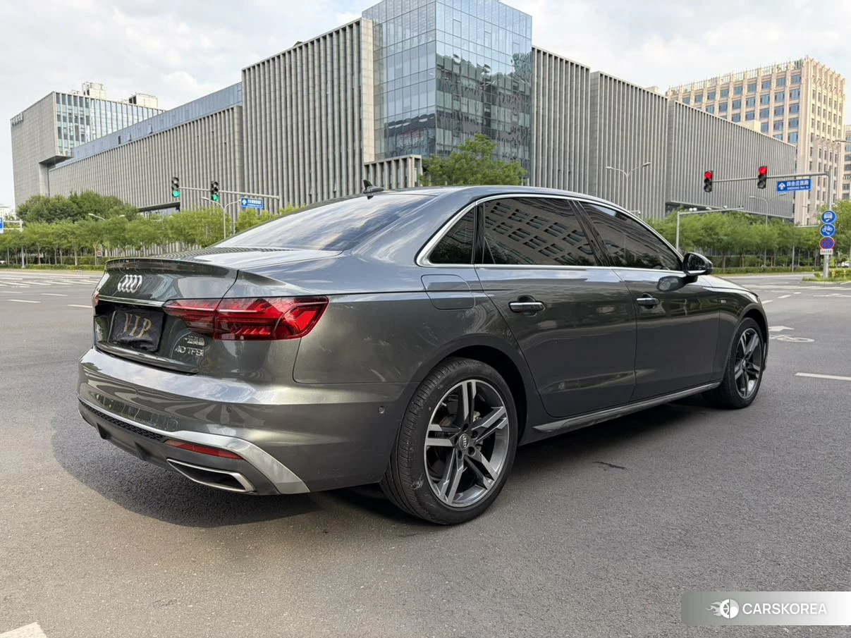 Audi A4L id 4515259 из Китая 13