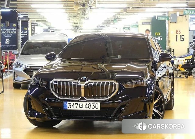 BMW 5 Series (G60) id 4590504 из Кореи 13