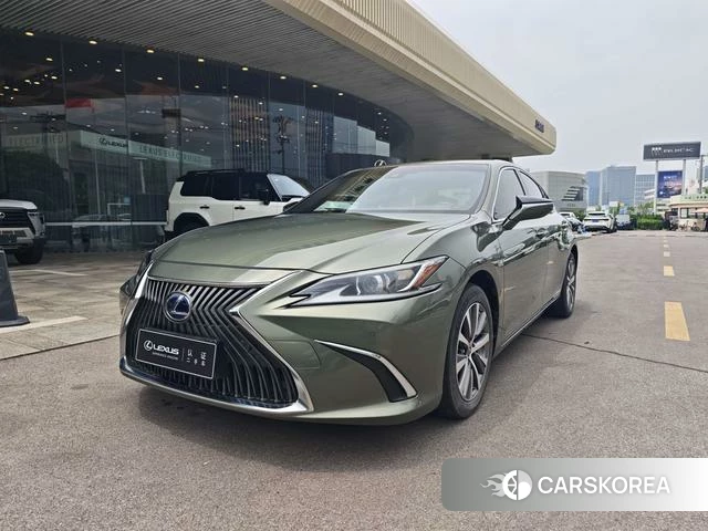 Lexus ES id 4353783 из Китая 11