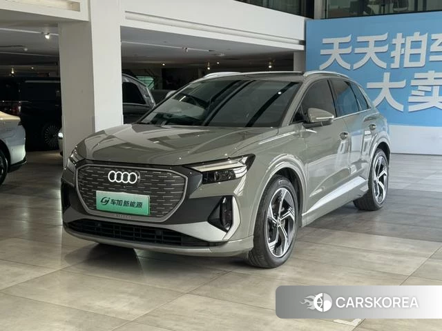 Audi Q4 e-tron 2024 Темно-серый из Китая, фото 3