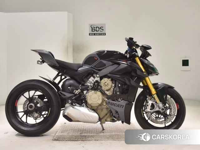 Проданный Ducati STREETFIGHTER V4 S 2024 из Японии, фото 2