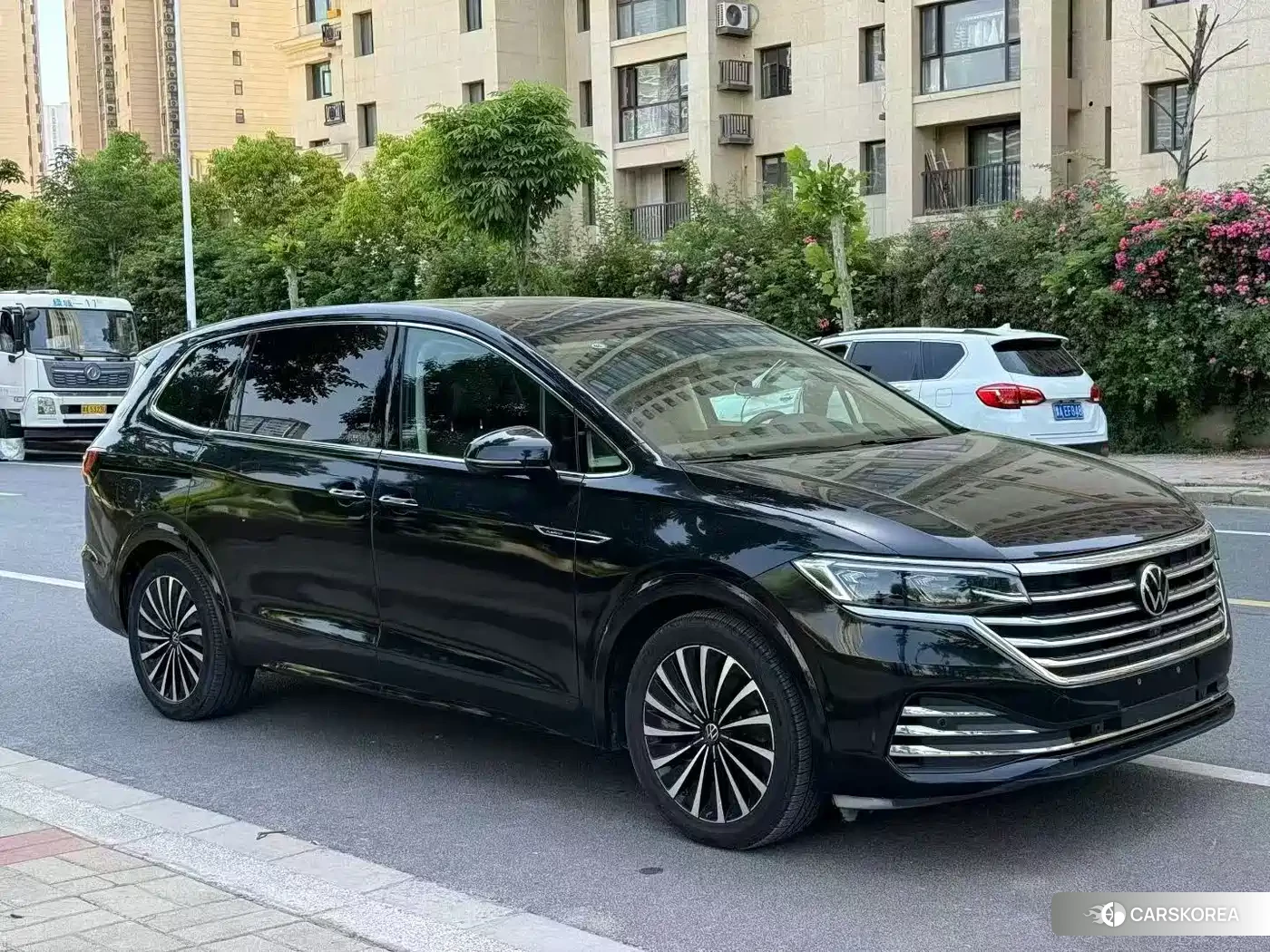 Volkswagen Viloran 2023 Черный из Китая, фото 3