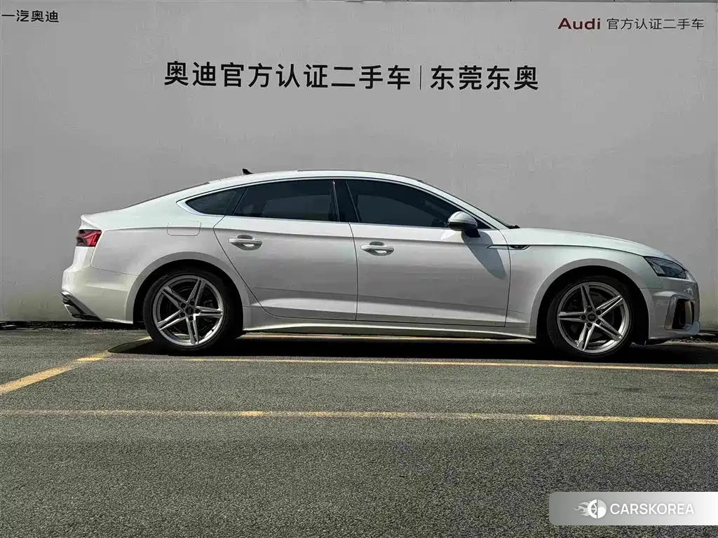 Audi A5 2023 Белый из Китая, фото 4