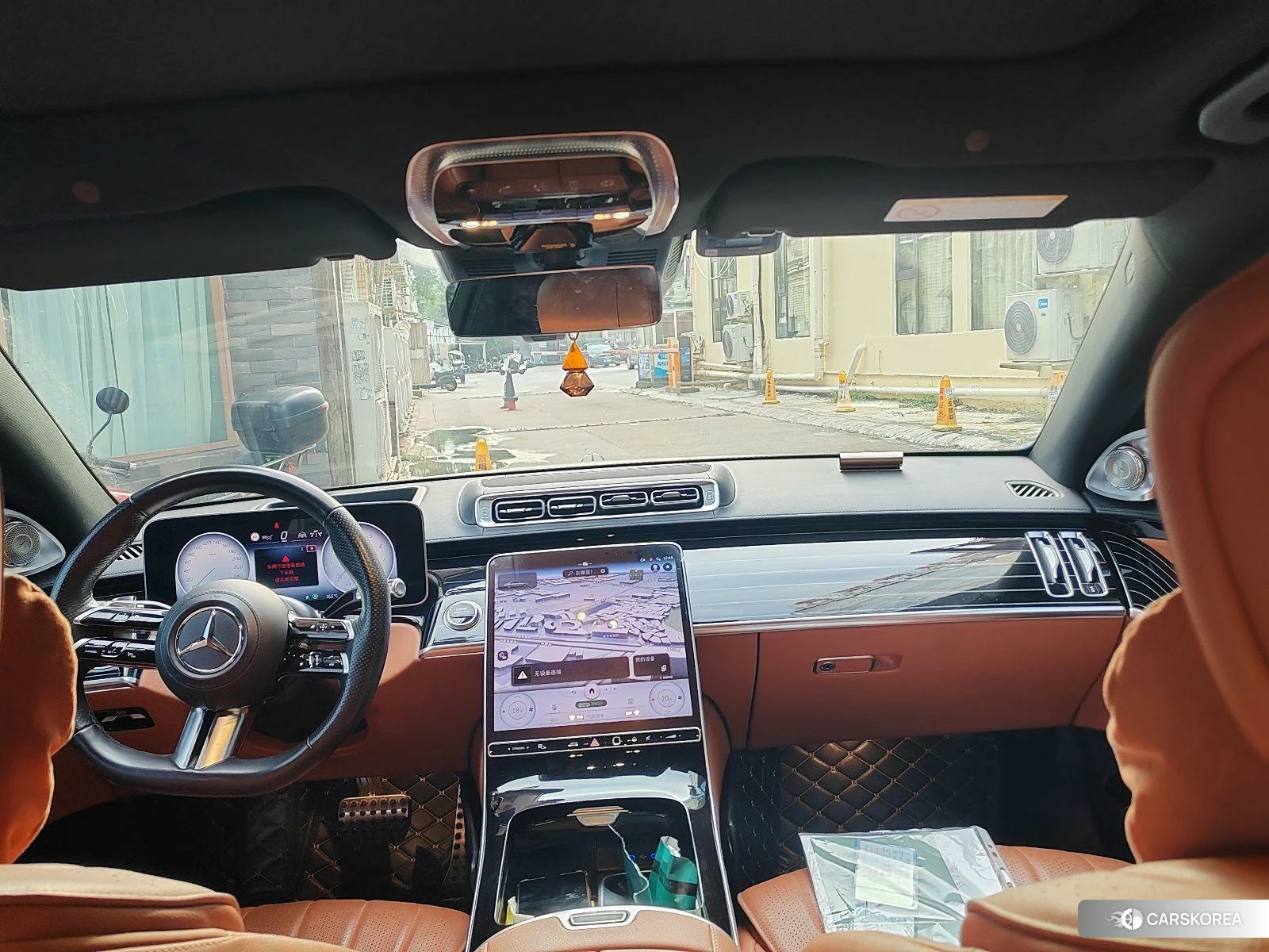 Mercedes-Benz S-class 2023 Серебристо-серый из Китая, фото 3