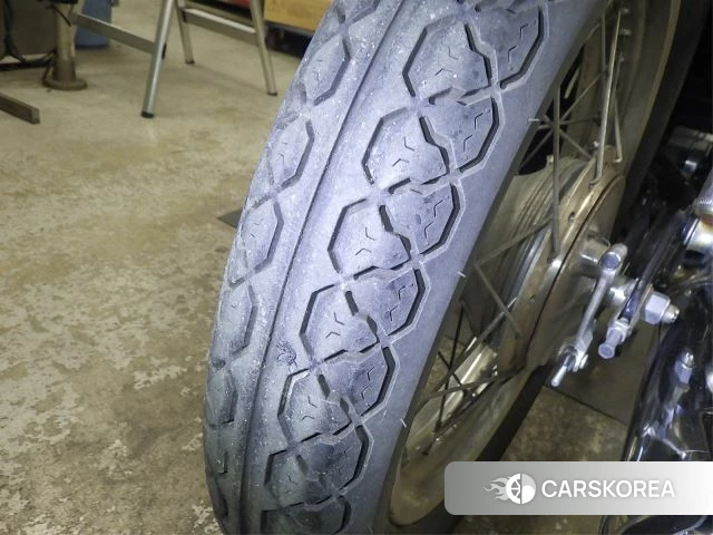 Yamaha SR 400 id 3945262 из Японии 23