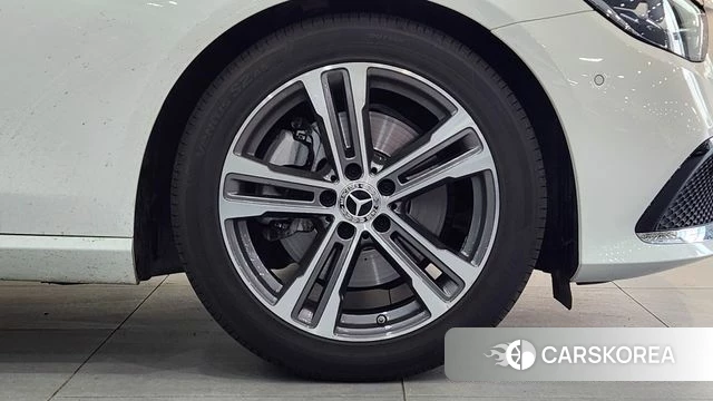 Mercedes-Benz E-Class W213 id 4308500 из Кореи 13