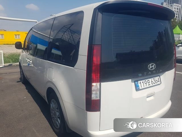 Hyundai Staria 2025 Белый из Кореи, фото 3