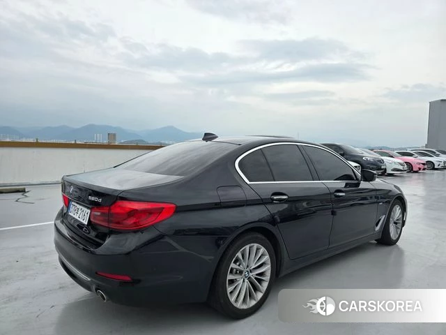 BMW 5 Series (G30) id 4491198 из Кореи 13
