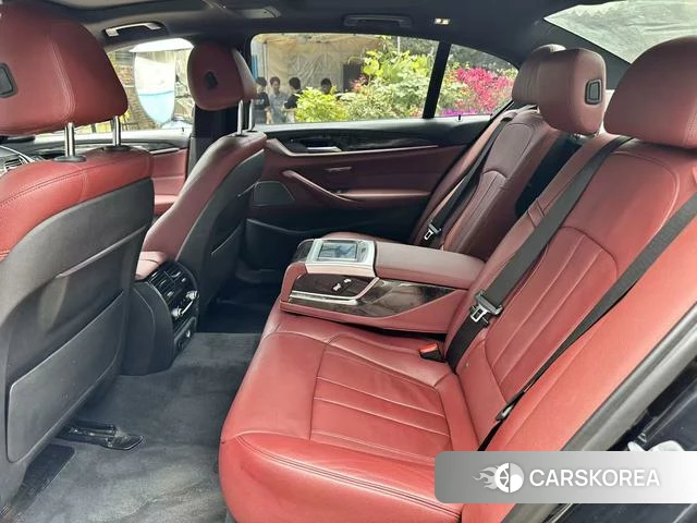 BMW 5 series 2019 Черный из Китая, фото 3