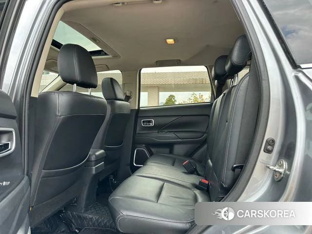 Mitsubishi  Outlander id 3857944 из Китая 7