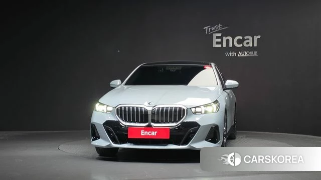 BMW 5 Series (G60) id 4870762 из Кореи 23