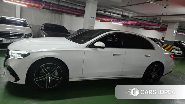 Mercedes-Benz E-Class W214 2024 Белый из Кореи, фото 5