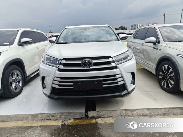 Toyota Highlander 2021 Белый из Китая, фото 3
