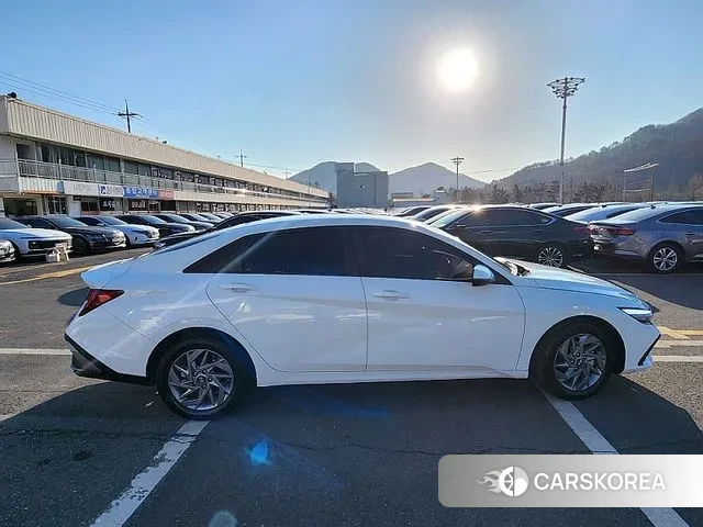 Hyundai The New Avante (CN7) id 3610121 из Кореи 13