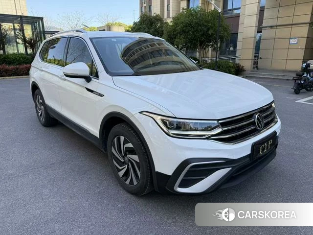 Volkswagen Tiguan L 2023 Белый из Китая, фото 3