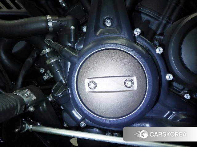 Engine photo
