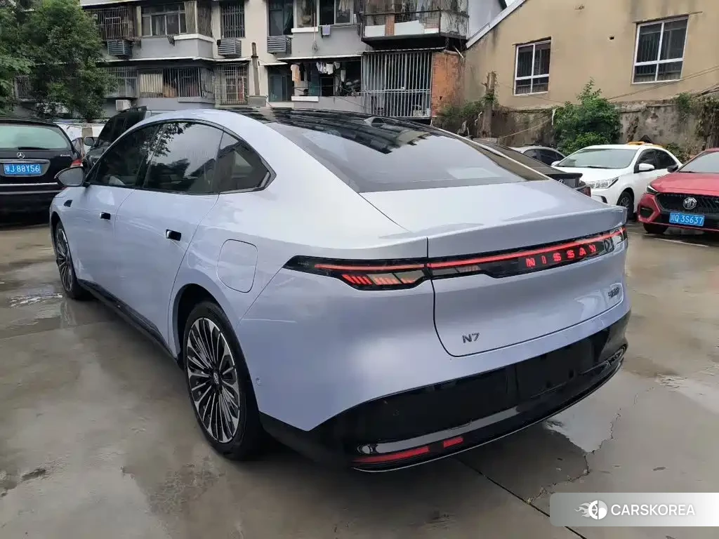 Nissan N7 2025 Silver/gray из Китая, фото 3